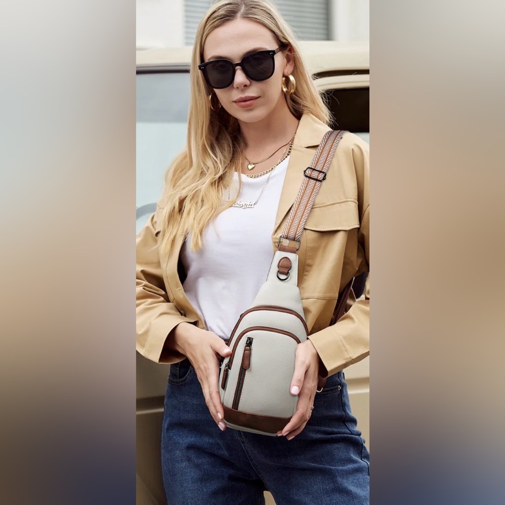 Gluci Crossbody Bag Light Beige with Brown trim.